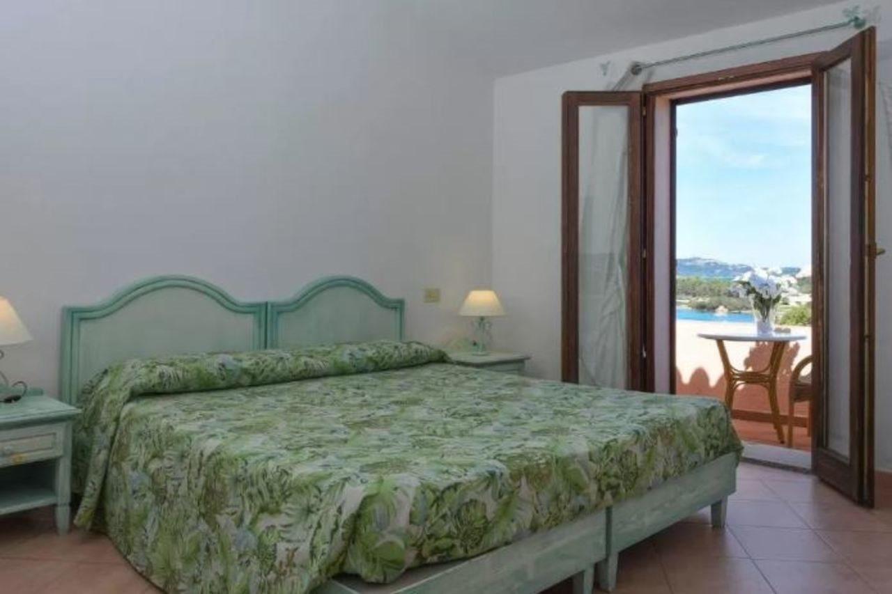 Godo Beach Hotel Baja Sardinya Dış mekan fotoğraf