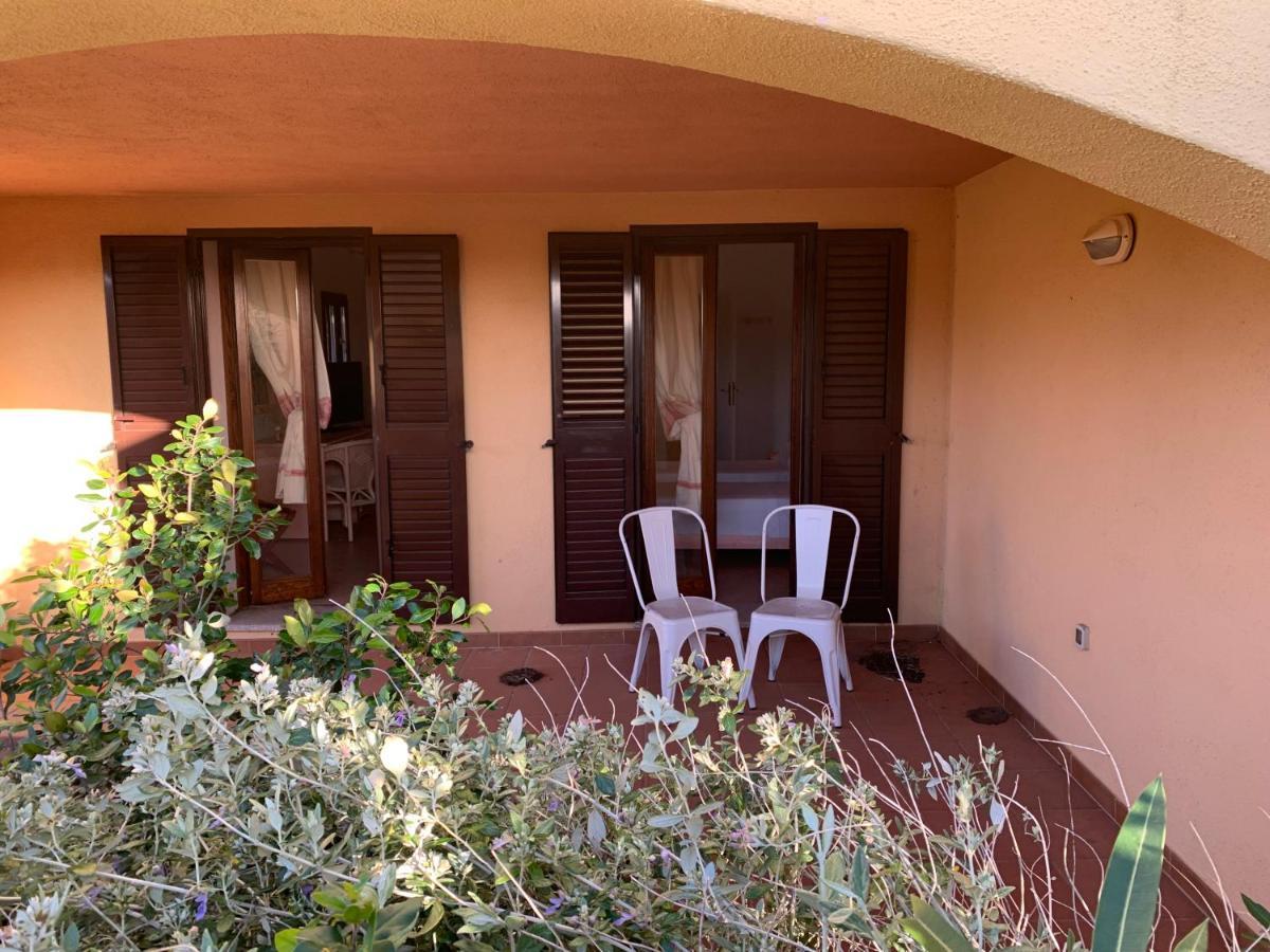 Godo Beach Hotel Baja Sardinya Dış mekan fotoğraf