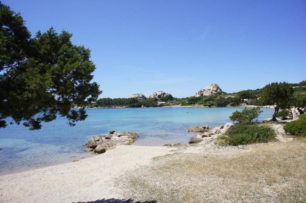 Godo Beach Hotel Baja Sardinya Dış mekan fotoğraf